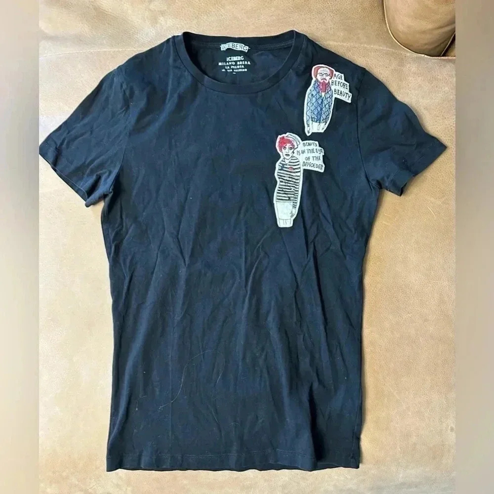 RARE Women’s Size Small ICEBERG Tee Black With Embroidered Detail